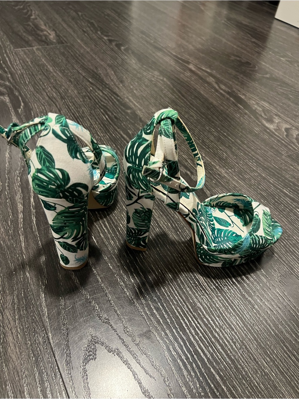 Aldo Green Leaf Print Platform Heels